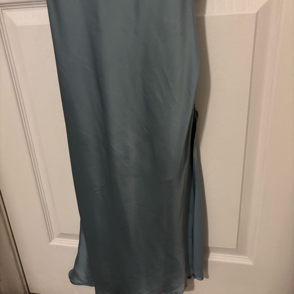 Astr the Label Gaia MIDI Dress - Picture 6 of 9